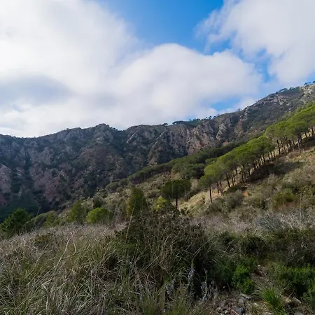 Campo Al Pero - Goelba Casa Leonardi