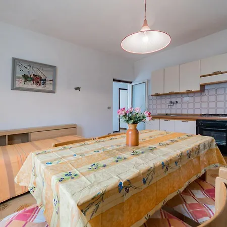Appartamento Campo Al Pero - Goelba Casa Leonardi