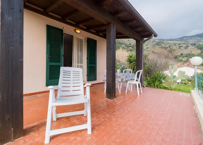 Campo Al Pero - Goelba Casa Leonardi