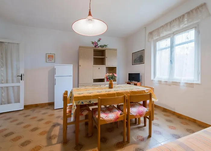 Campo Al Pero - Goelba * Casa Leonardi